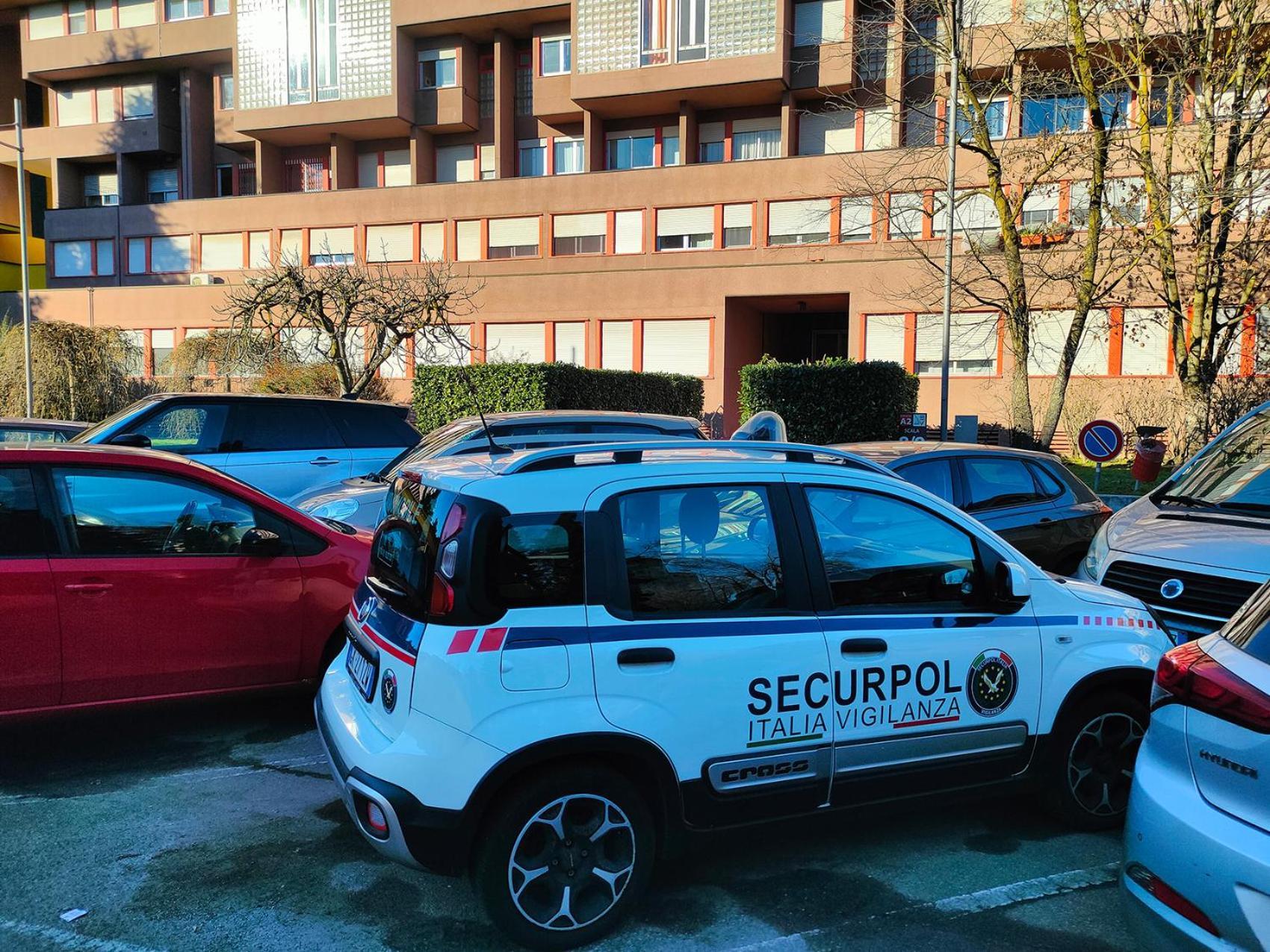 M1 Metro & Free Parking - Design Icon - Fiera-San Siro — Photos 2